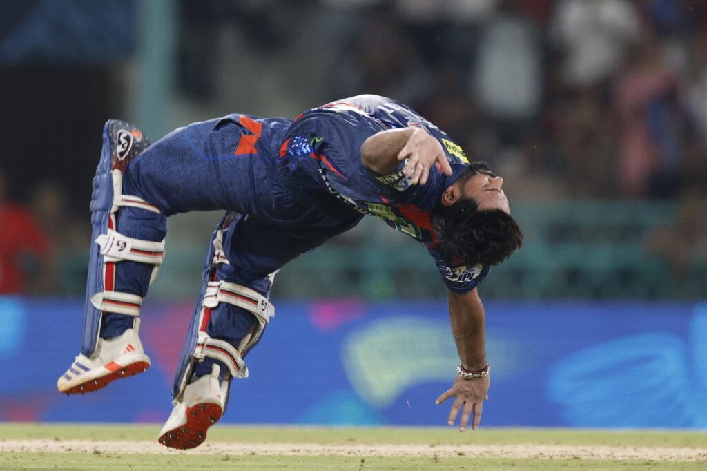 Pant’s 118* sets RCB 228 to seal top-two spot