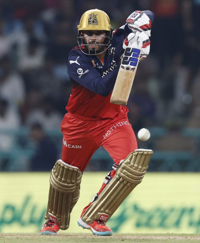 Jitesh survives run-out appeal at non-striker’s end