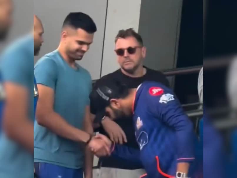 Rohit Sharma Says Goodbye To MI Camp Members As IPL 2025 Journey Ends, Meeting With Arjun Tendulkar Viral